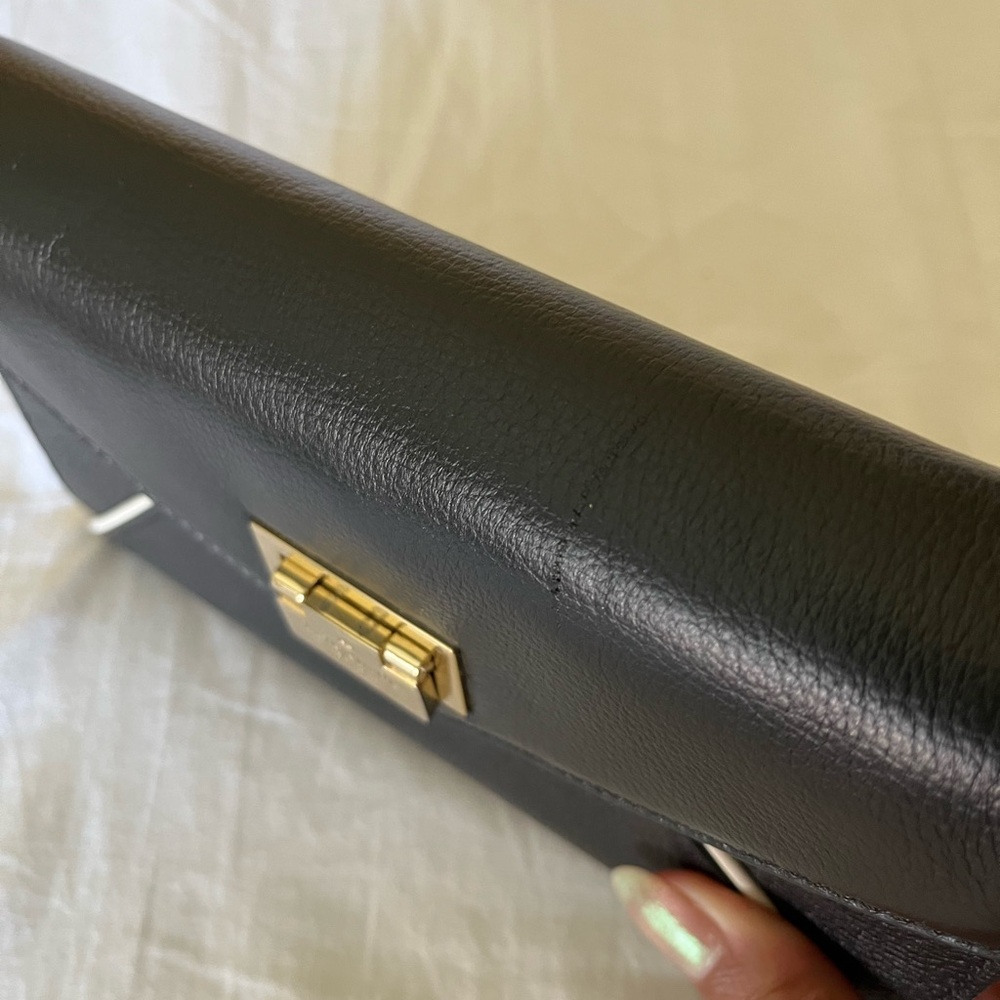 Kate Spade Crossbody bag, envelope clutch, black and white in color - Picture 4 of 9